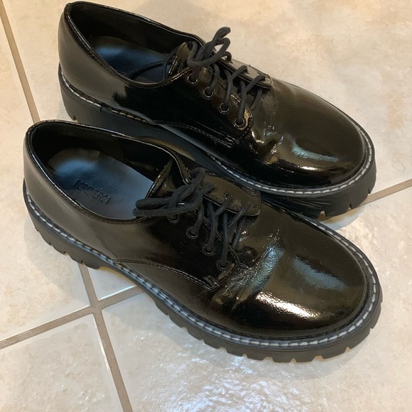 SOLD - Picture 2 of 4